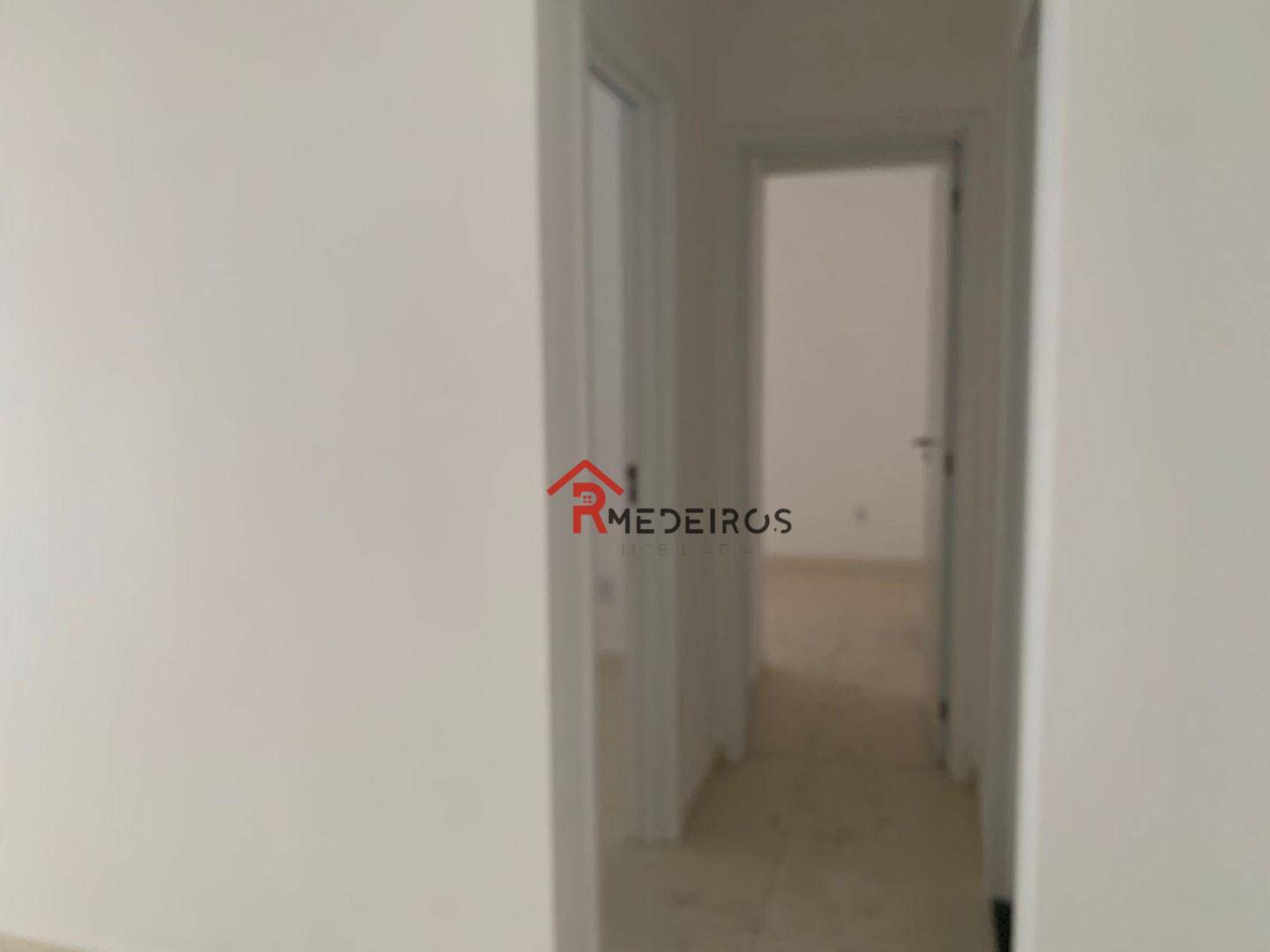 Apartamento à venda com 2 quartos, 63m² - Foto 10