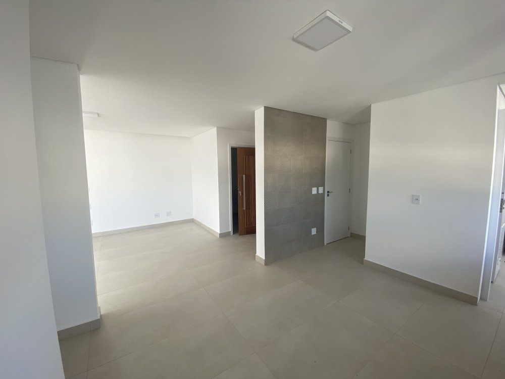 Apartamento à venda com 3 quartos, 154m² - Foto 7