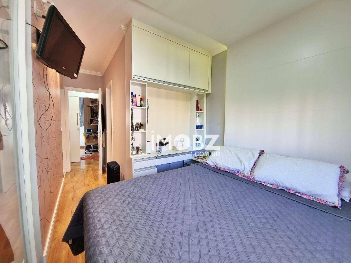 Apartamento à venda com 3 quartos, 121m² - Foto 13