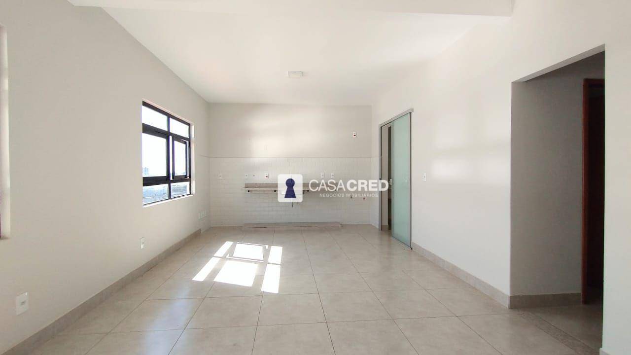 Prédio Inteiro para alugar, 70m² - Foto 3