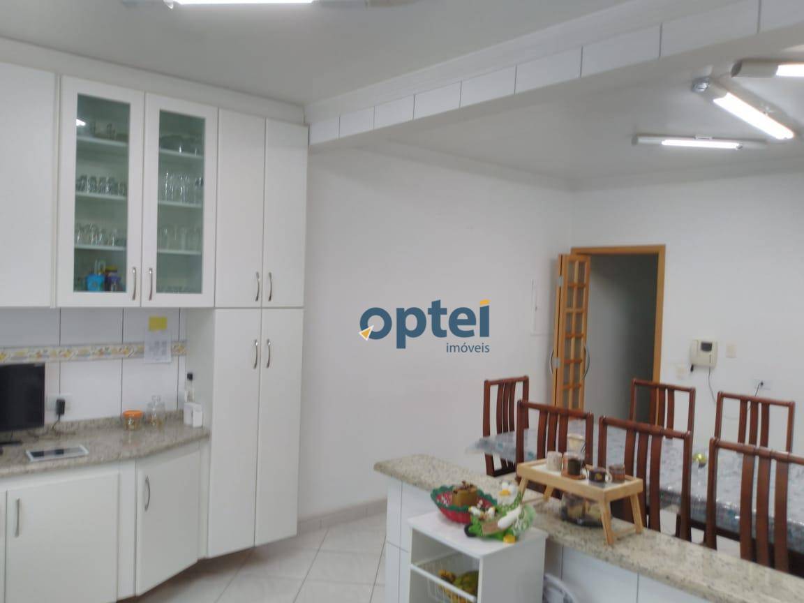 Sobrado à venda com 3 quartos, 215m² - Foto 7