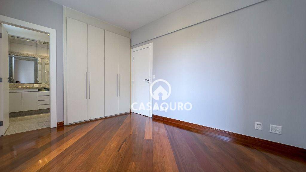 Apartamento à venda com 4 quartos, 280m² - Foto 21