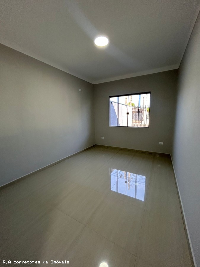 Casa à venda com 2 quartos, 180m² - Foto 6