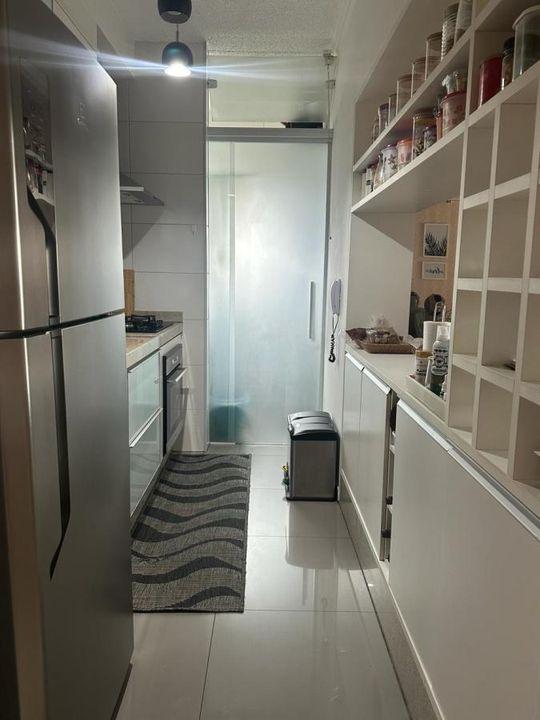 Apartamento à venda com 3 quartos, 87m² - Foto 12