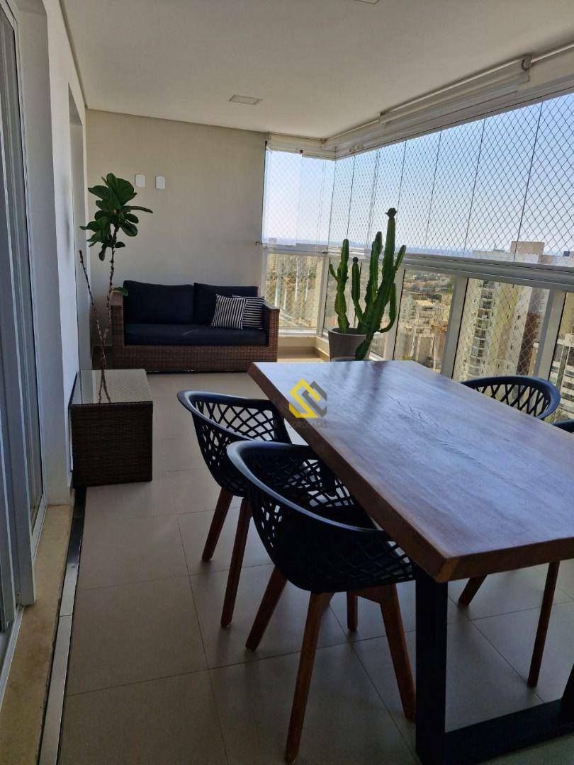Apartamento à venda com 3 quartos, 167m² - Foto 8