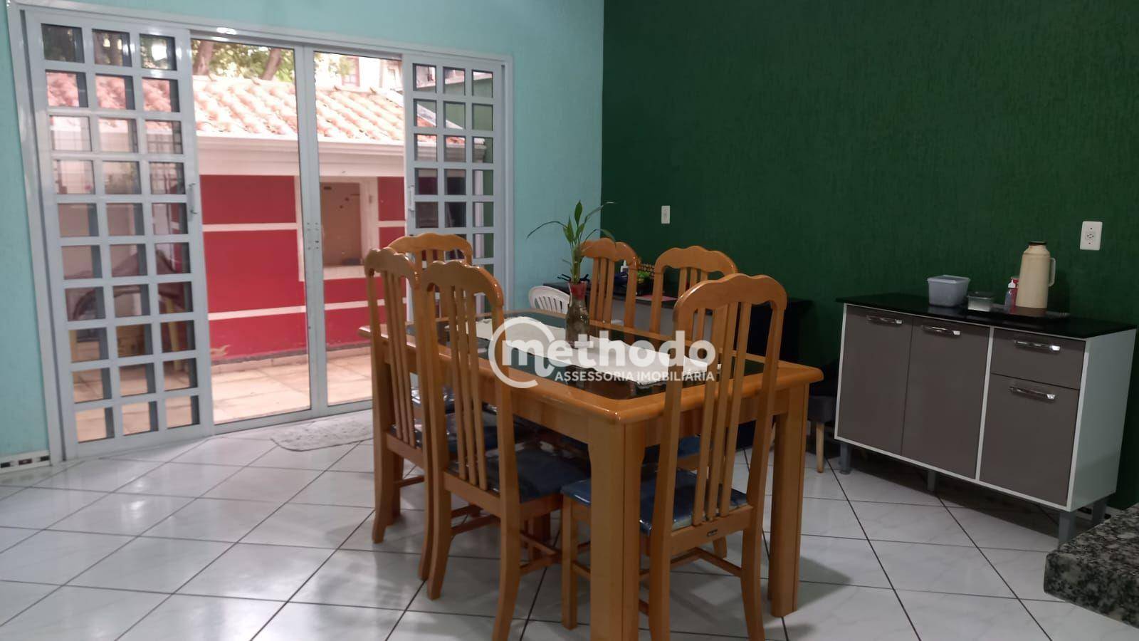 Casa à venda com 4 quartos, 330m² - Foto 7