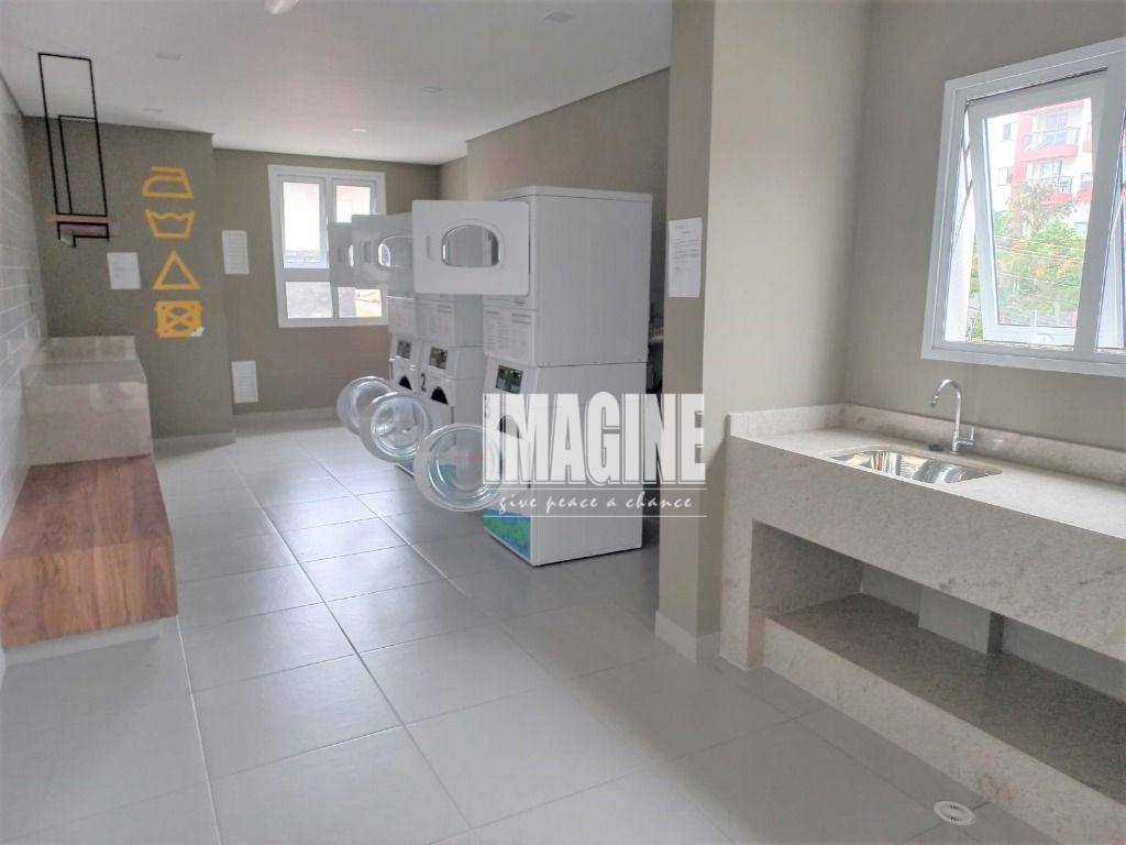 Apartamento para alugar com 2 quartos, 48m² - Foto 28