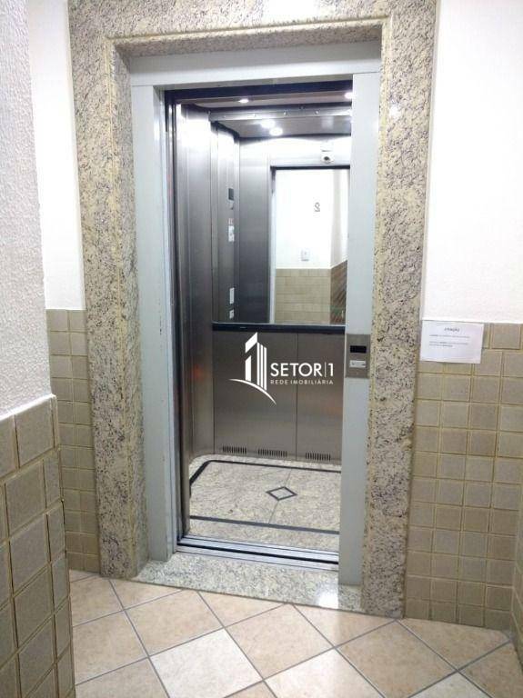Apartamento para alugar com 3 quartos, 110m² - Foto 20