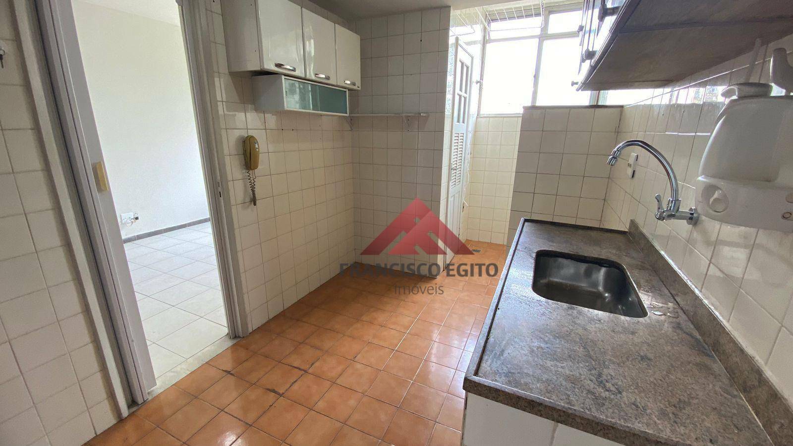 Apartamento à venda com 2 quartos, 60m² - Foto 14