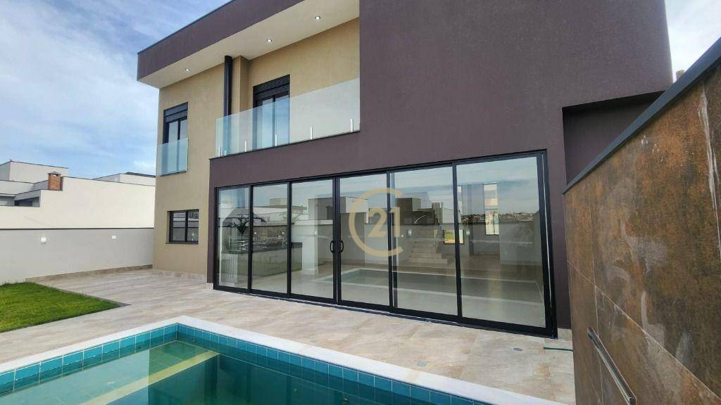 Casa de Condomínio à venda com 4 quartos, 297m² - Foto 2