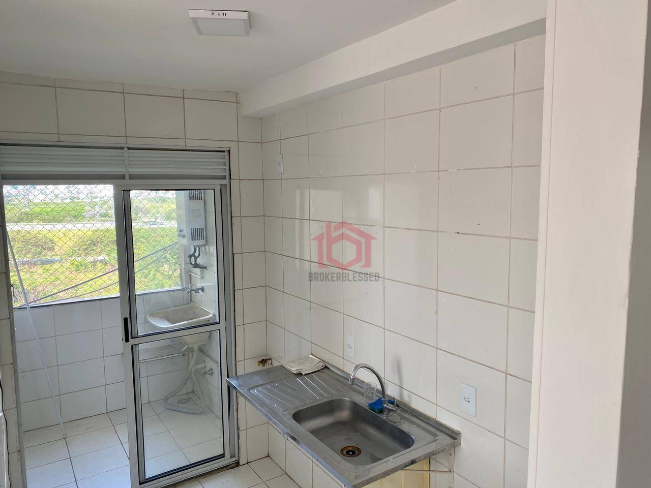 Apartamento à venda com 3 quartos, 54m² - Foto 3