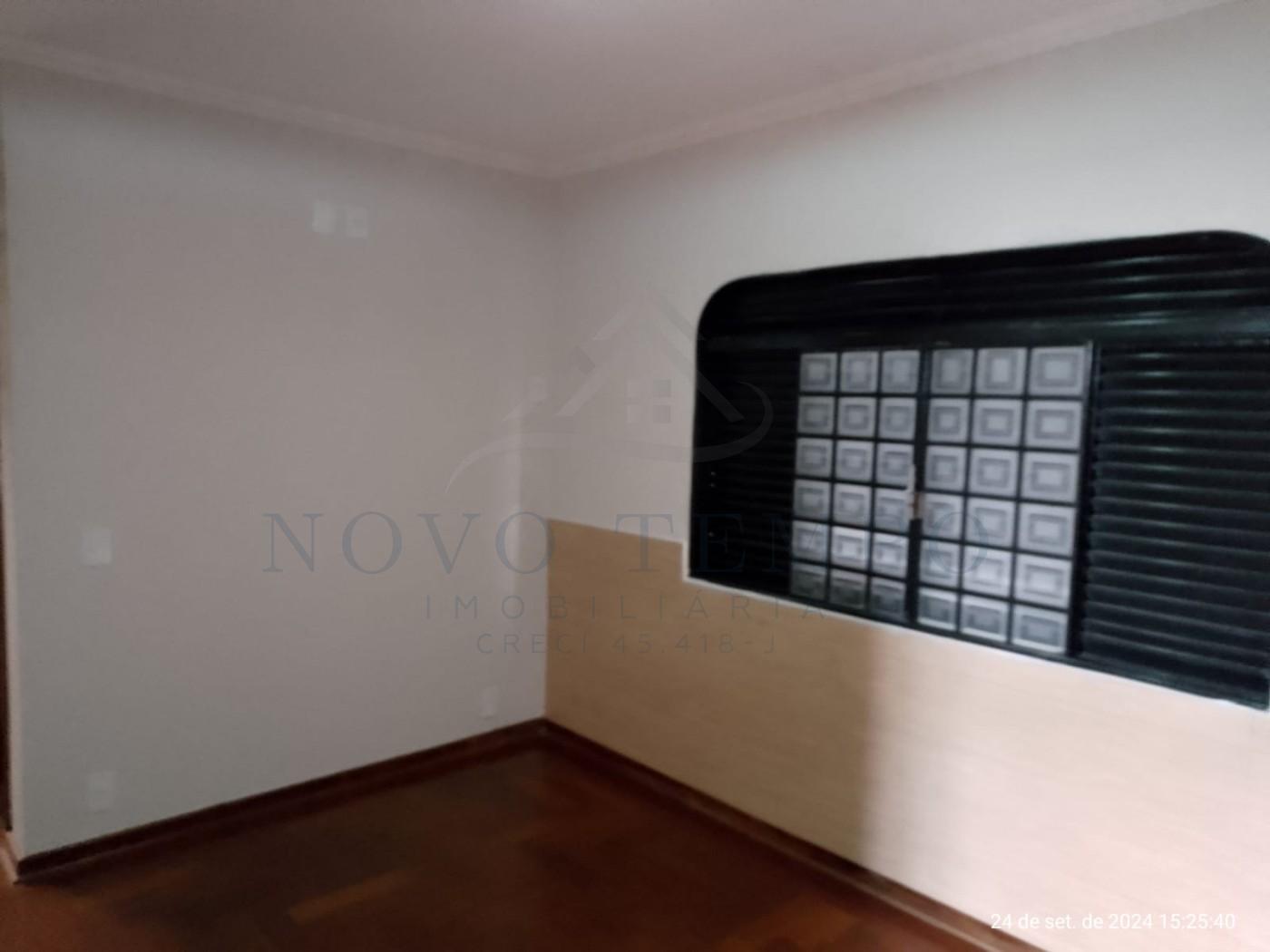 Casa à venda com 3 quartos, 300m² - Foto 9