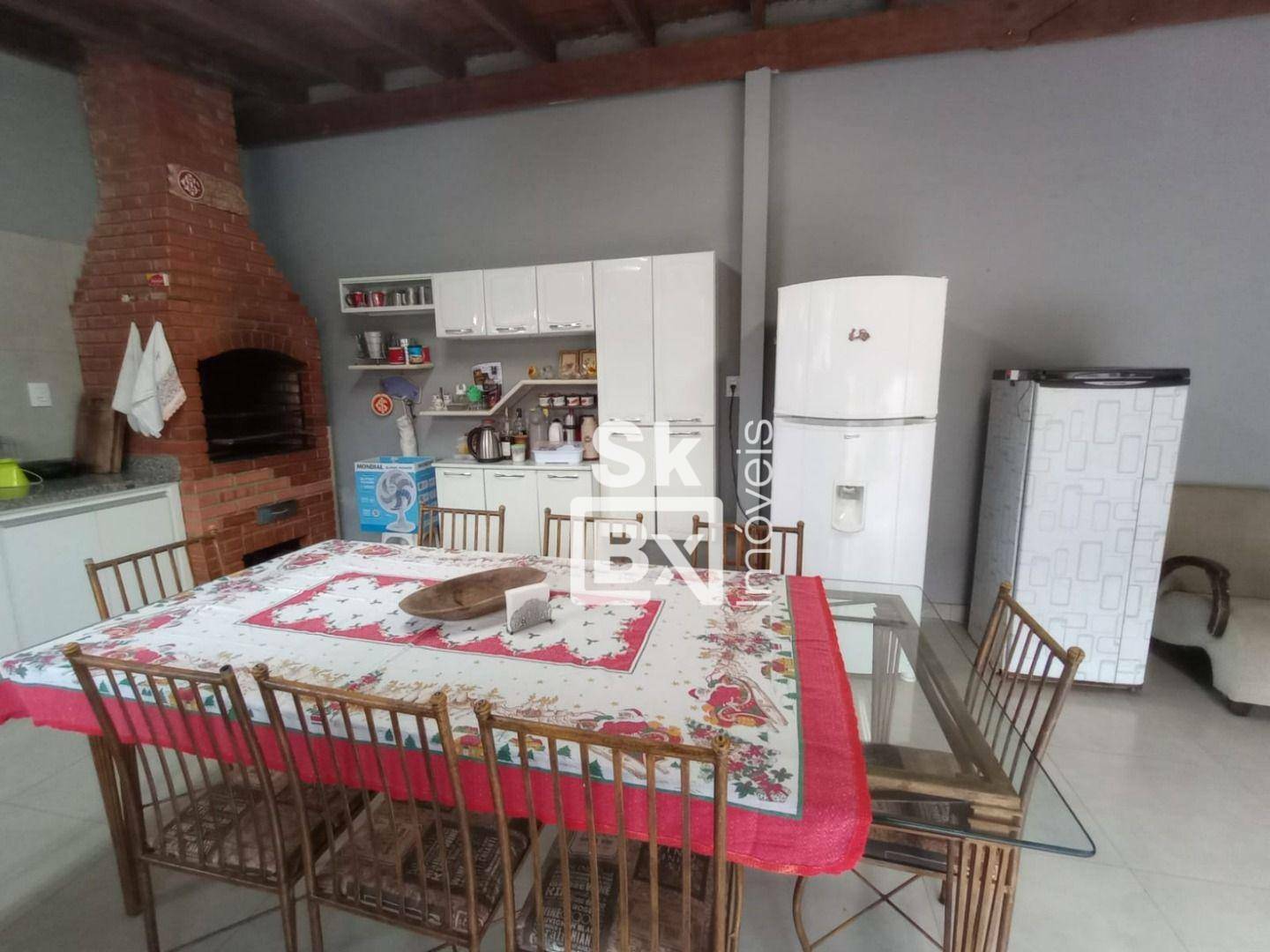 Casa à venda com 4 quartos, 203m² - Foto 10