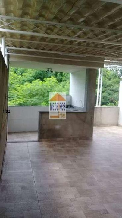 Casa à venda com 2 quartos, 200m² - Foto 18