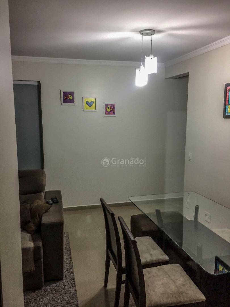 Apartamento à venda com 3 quartos, 82m² - Foto 22