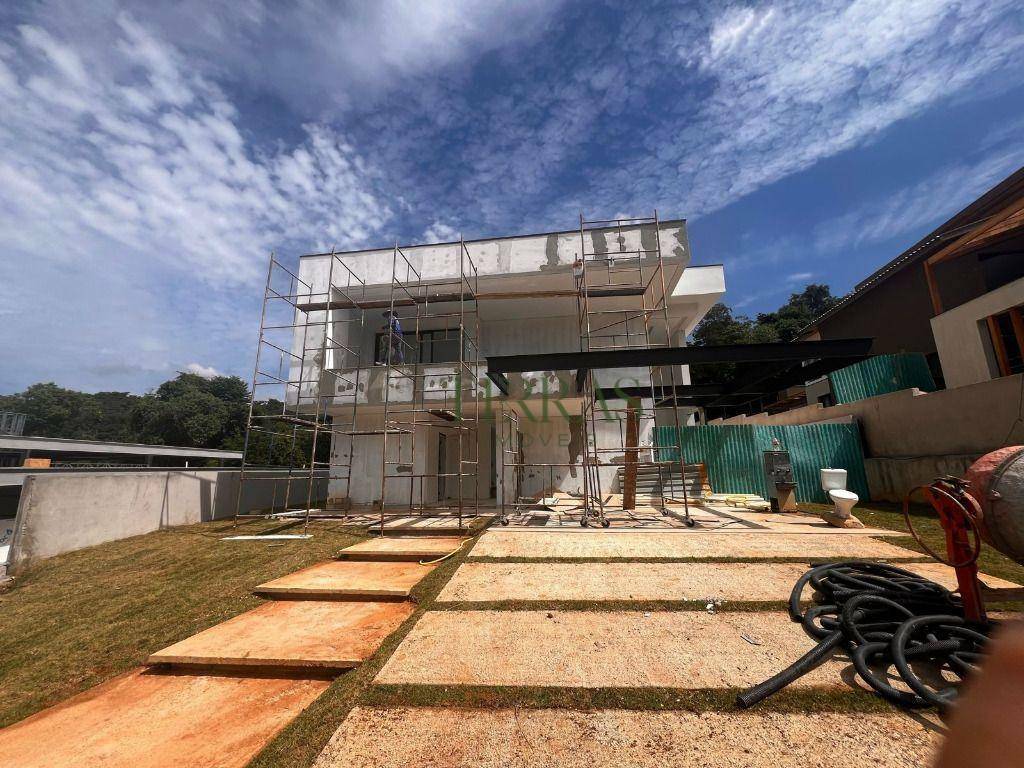 Casa de Condomínio à venda com 4 quartos, 480m² - Foto 4