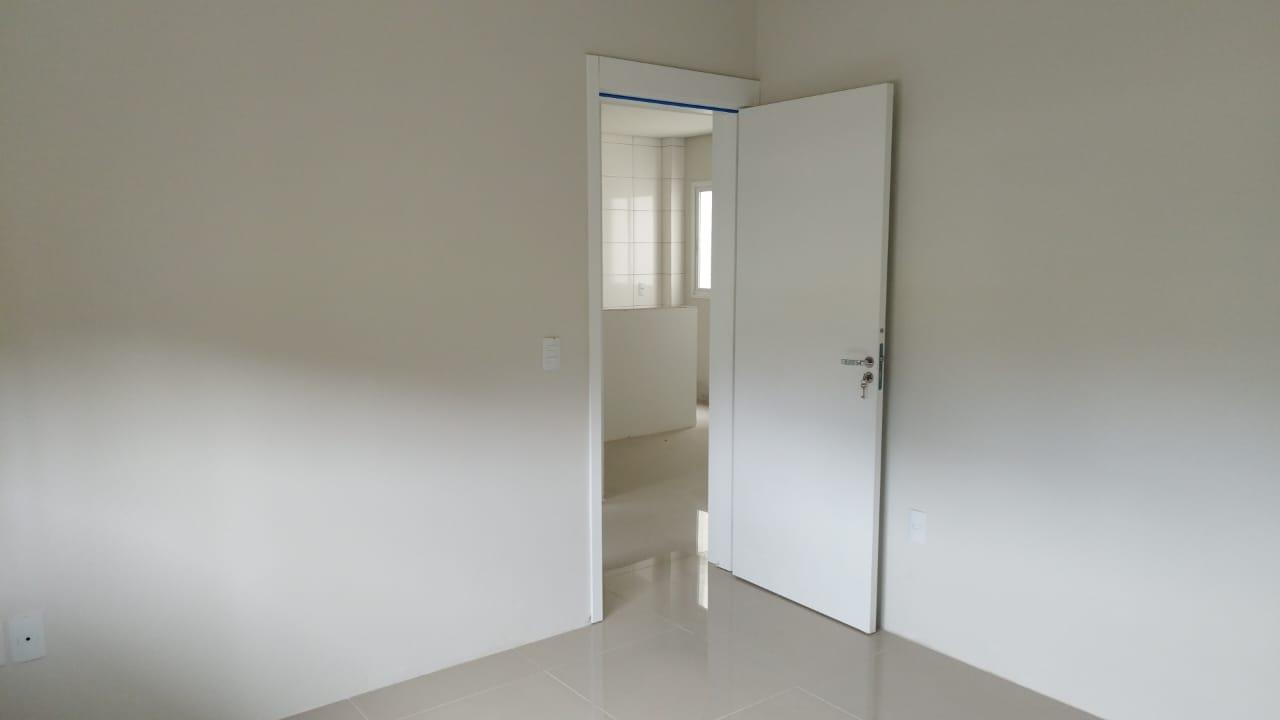 Apartamento à venda com 2 quartos, 80m² - Foto 4