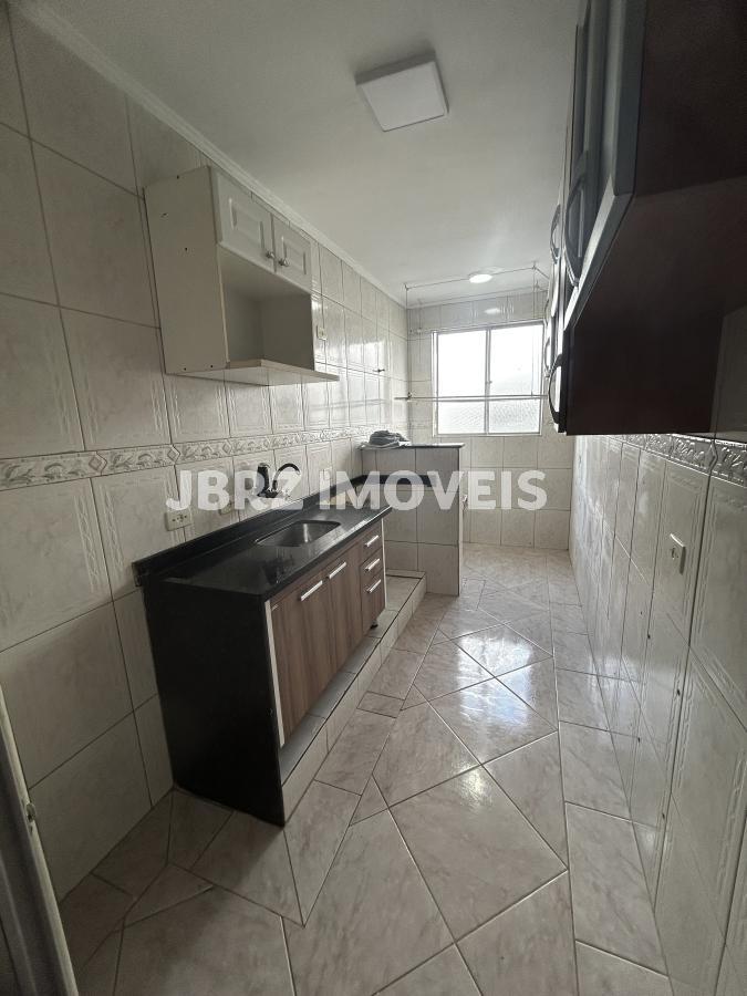 Apartamento à venda com 2 quartos, 61m² - Foto 2