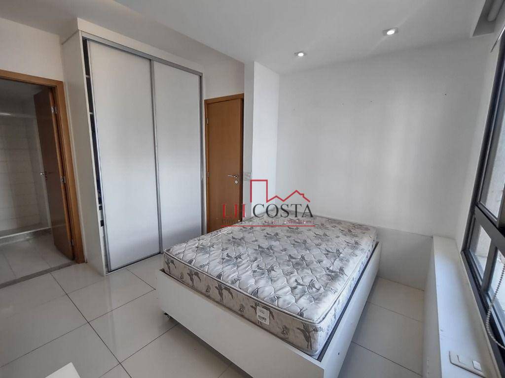 Apartamento à venda com 3 quartos, 115m² - Foto 26