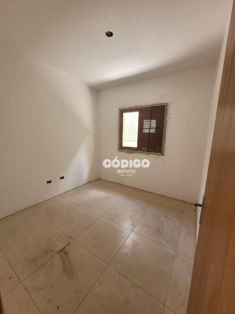 Casa à venda com 3 quartos, 145m² - Foto 11