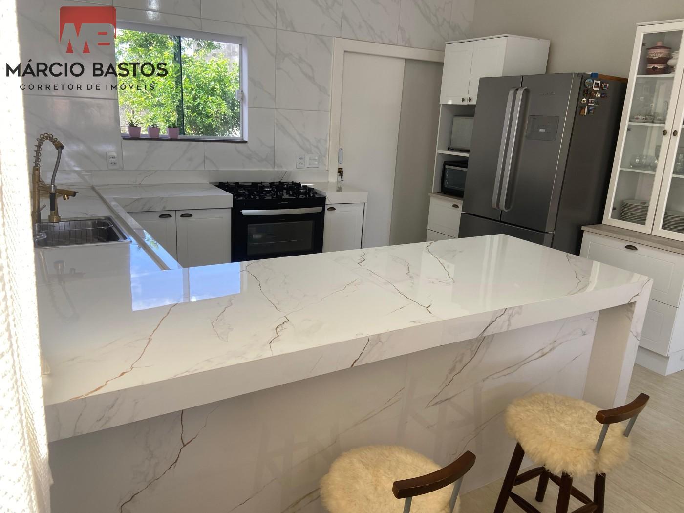 Casa à venda com 2 quartos, 1025m² - Foto 10