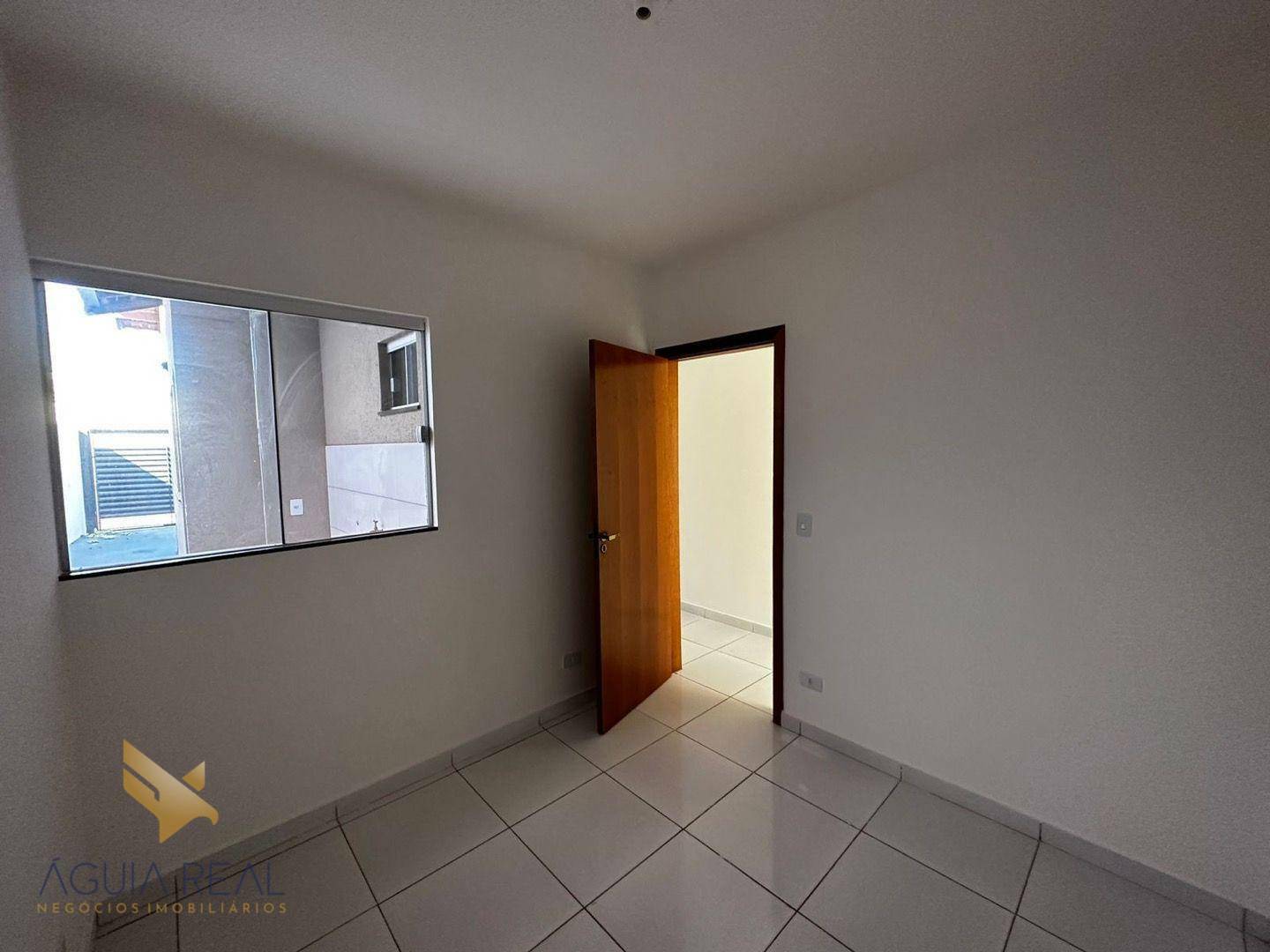 Casa à venda com 2 quartos, 50m² - Foto 6