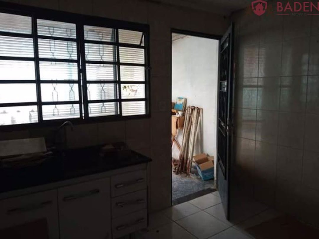 Casa à venda com 5 quartos, 120m² - Foto 8