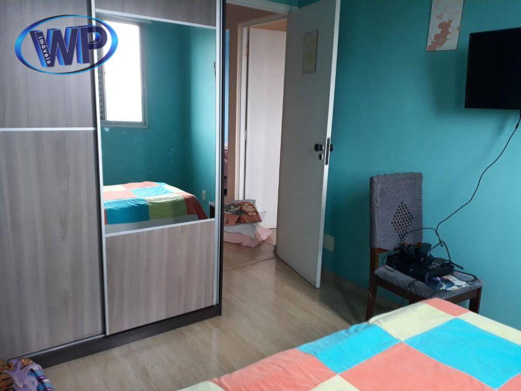 Apartamento à venda com 3 quartos, 55m² - Foto 4