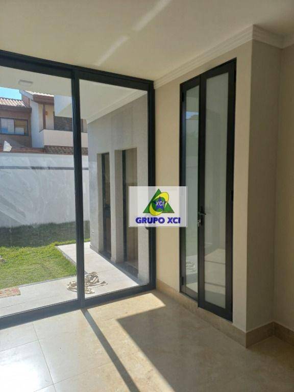 Casa de Condomínio à venda com 3 quartos, 173m² - Foto 4