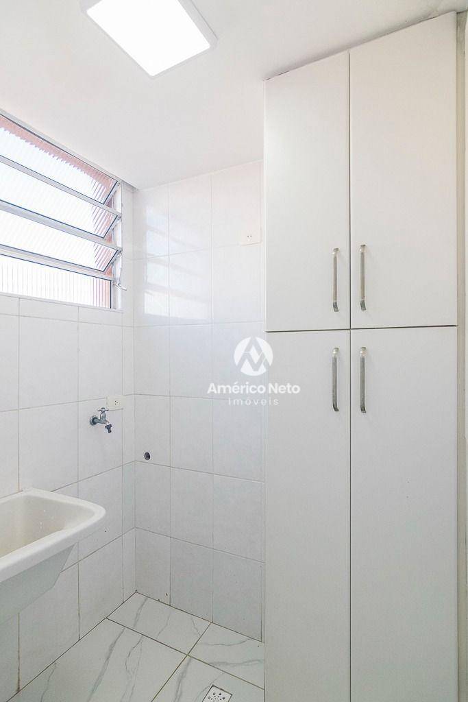 Apartamento para alugar com 4 quartos, 140m² - Foto 17