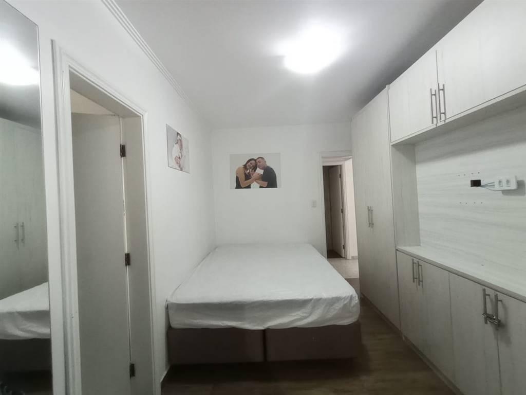 Apartamento à venda com 2 quartos, 80m² - Foto 18