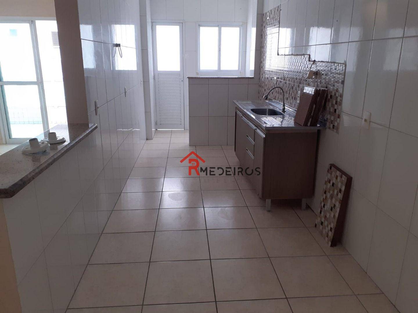 Apartamento à venda com 2 quartos, 86m² - Foto 4