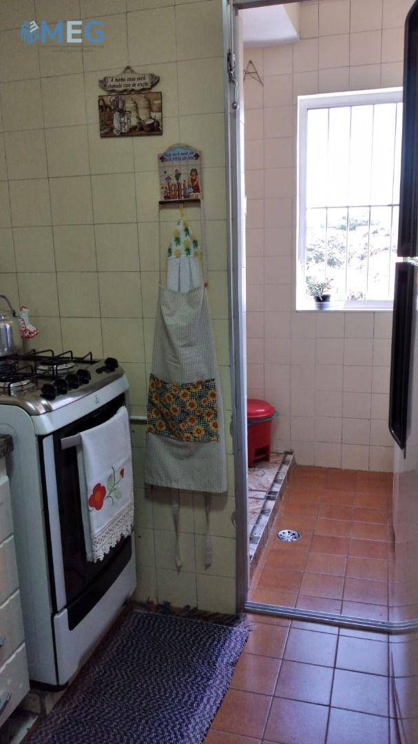 Apartamento à venda com 2 quartos, 62m² - Foto 28