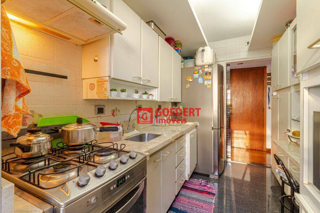 Apartamento à venda com 3 quartos, 95m² - Foto 4