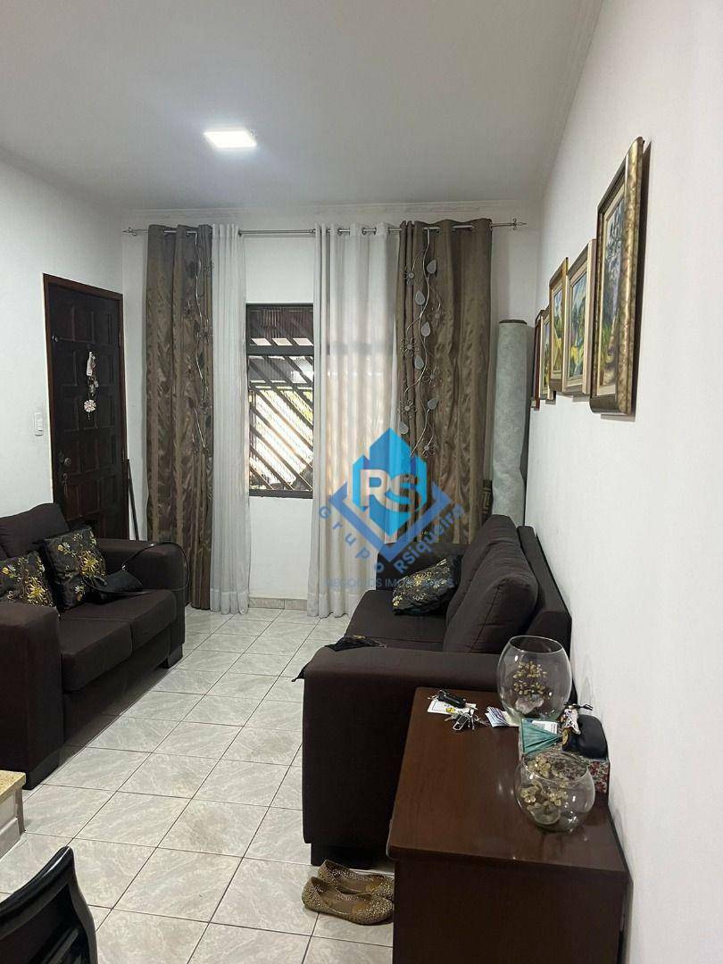 Sobrado à venda com 4 quartos, 145m² - Foto 1