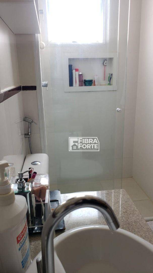 Casa de Condomínio para alugar com 3 quartos, 78m² - Foto 35