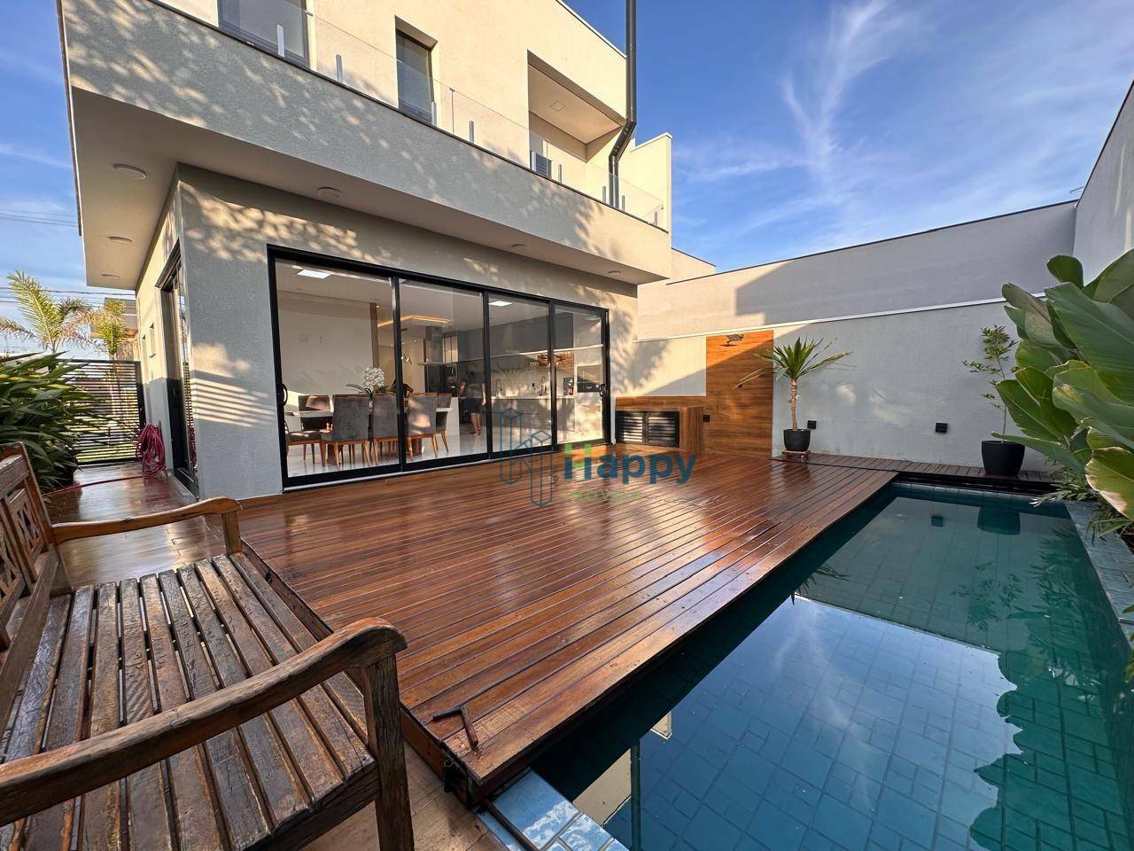 Casa de Condomínio à venda com 3 quartos, 207m² - Foto 2