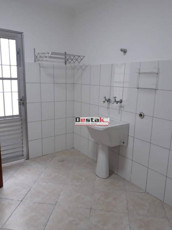 Sobrado à venda com 4 quartos, 190m² - Foto 9