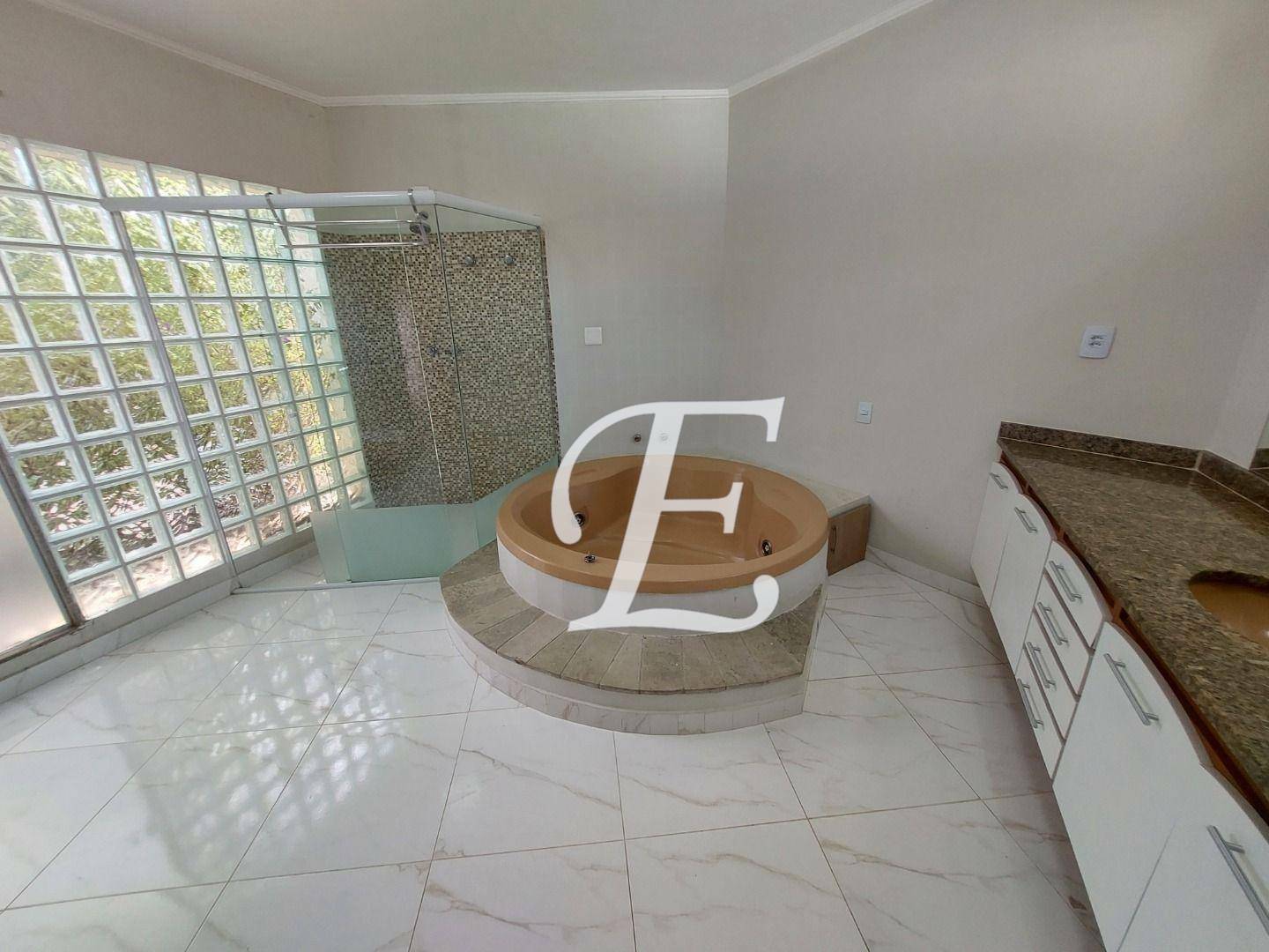 Casa de Condomínio para alugar com 4 quartos, 362m² - Foto 58