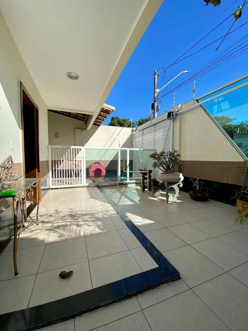 Casa à venda com 4 quartos, 195m² - Foto 5