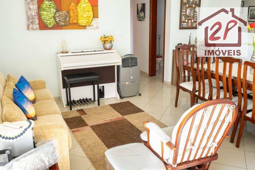Apartamento à venda com 3 quartos, 110m² - Foto 2