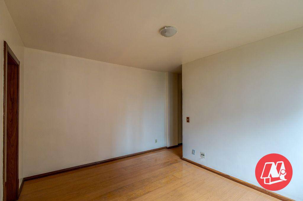 Apartamento à venda com 3 quartos, 132m² - Foto 11