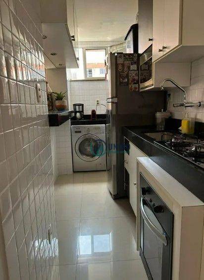 Apartamento à venda com 2 quartos, 60m² - Foto 7