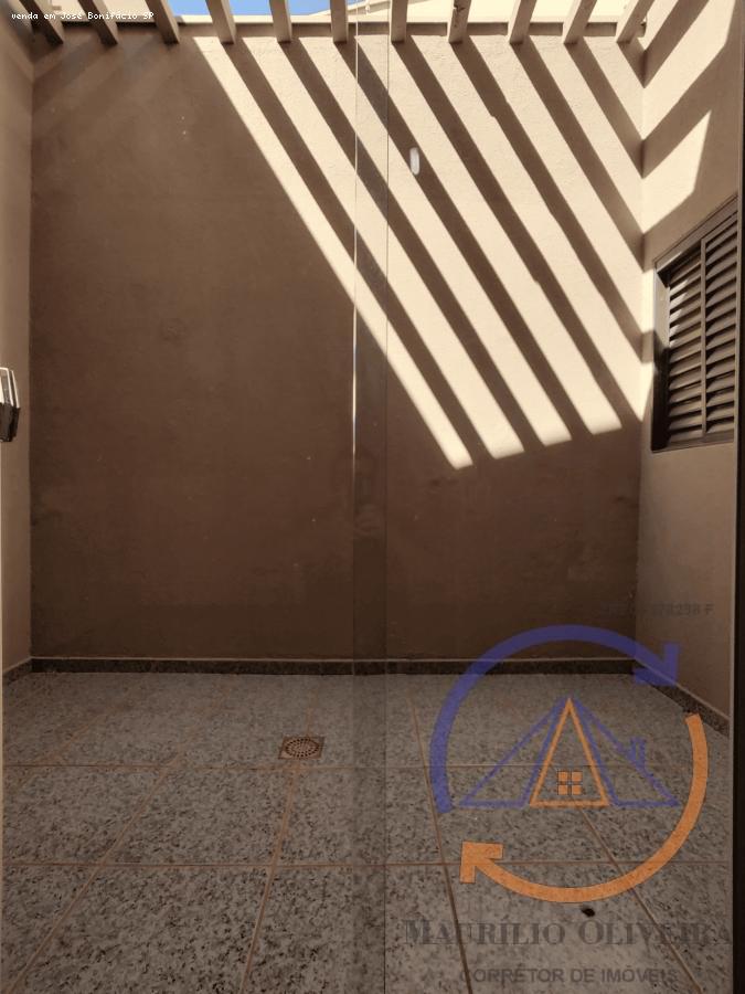 Casa à venda com 3 quartos, 300m² - Foto 17