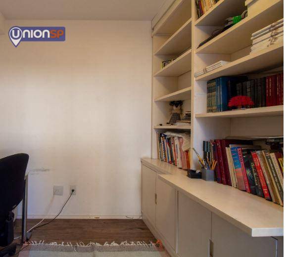 Apartamento à venda com 3 quartos, 220m² - Foto 10