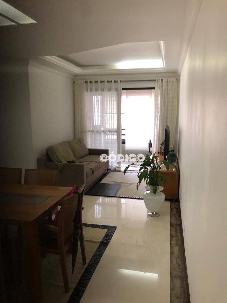 Apartamento à venda com 3 quartos, 83m² - Foto 3