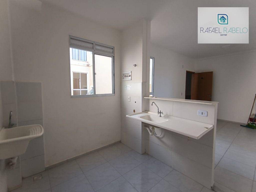 Apartamento à venda com 2 quartos, 41m² - Foto 11