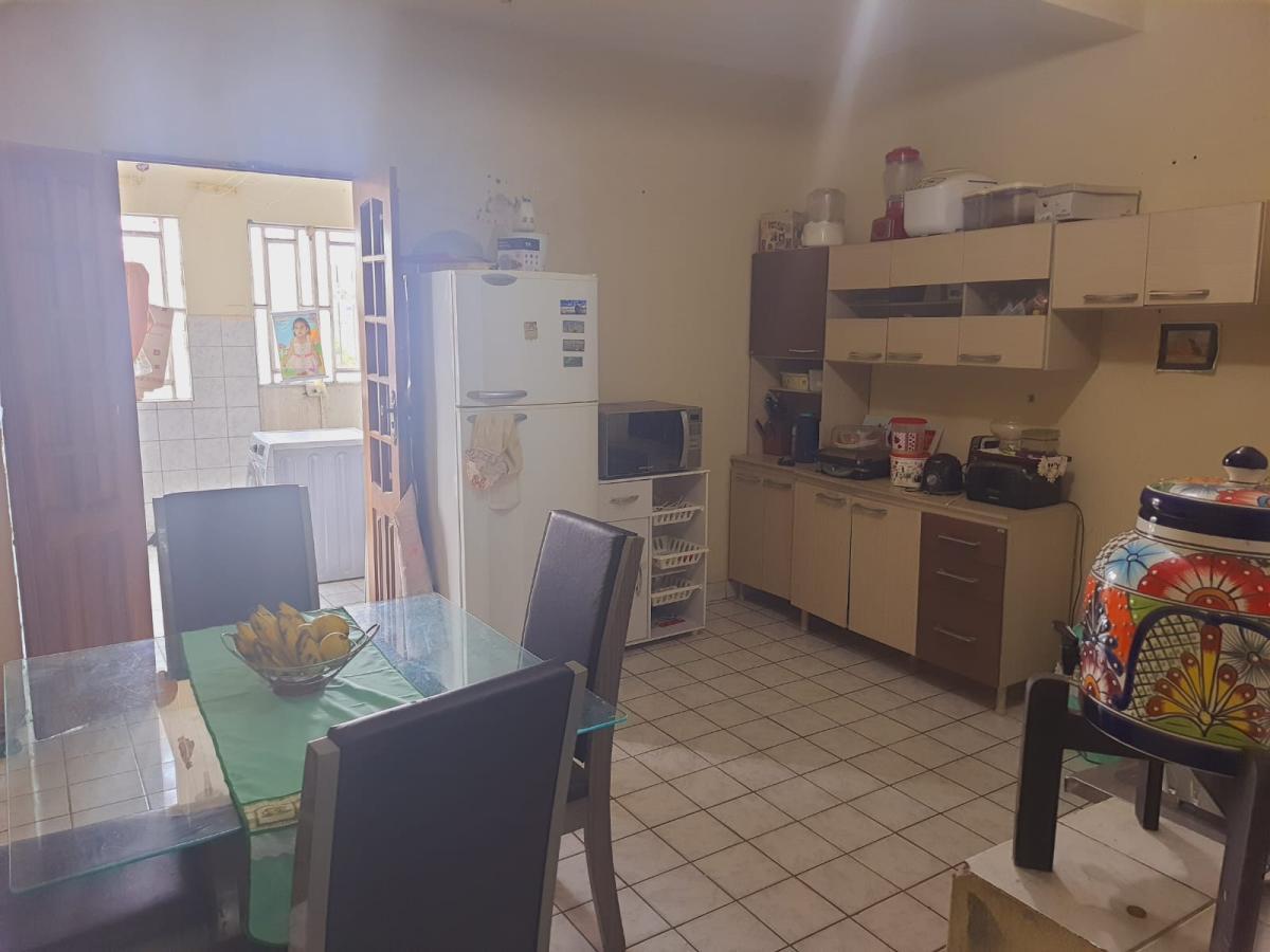 Casa à venda com 4 quartos, 200m² - Foto 4