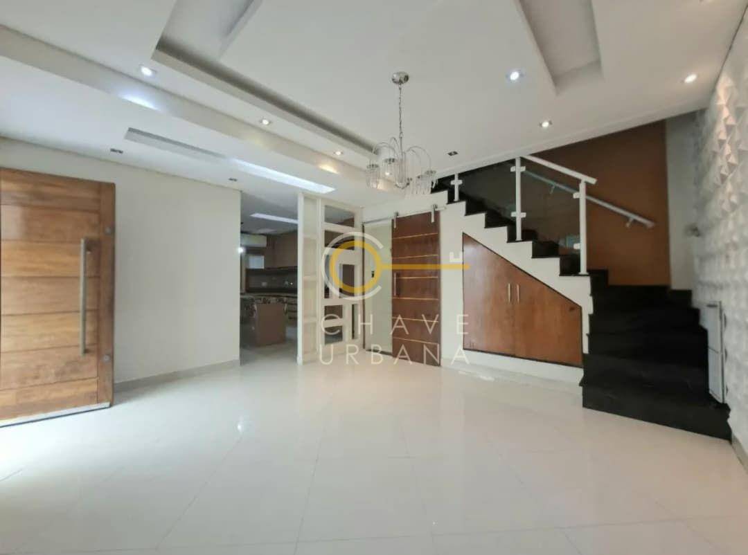 Sobrado, 3 quartos, 183 m² - Foto 1