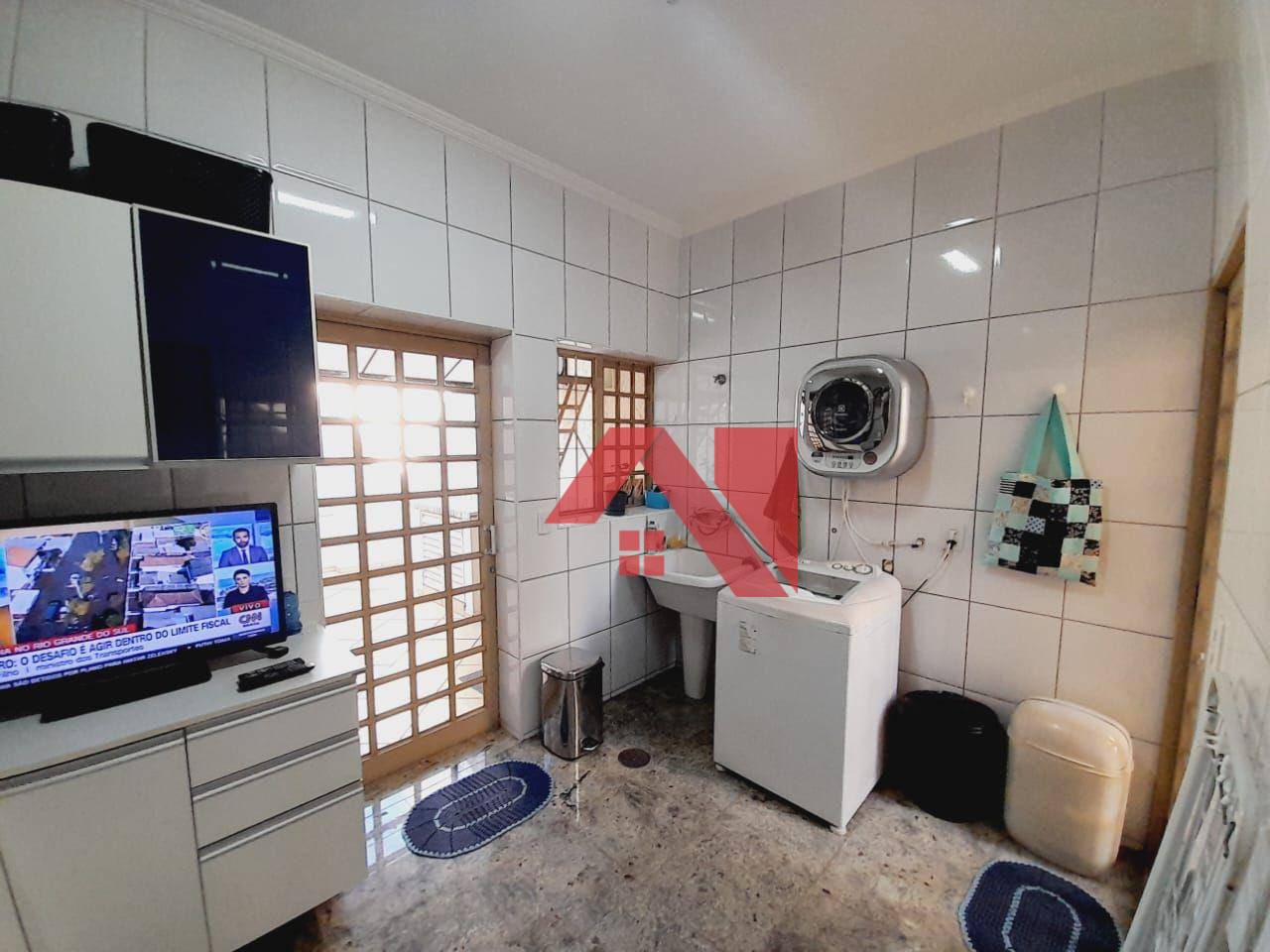 Sobrado à venda com 3 quartos, 230m² - Foto 5